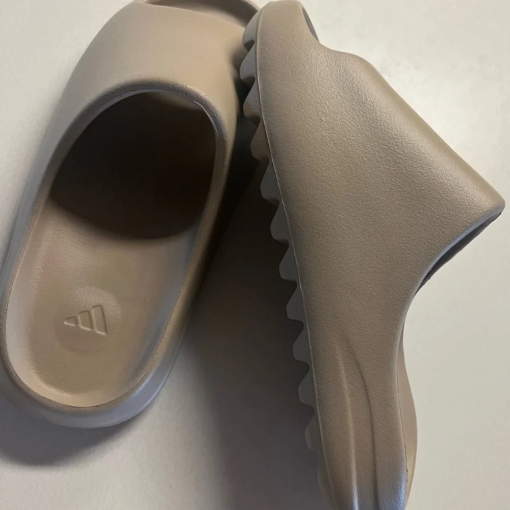 Adidas Yeezy Slide Pure | Size 6 | Brand New (No Box)